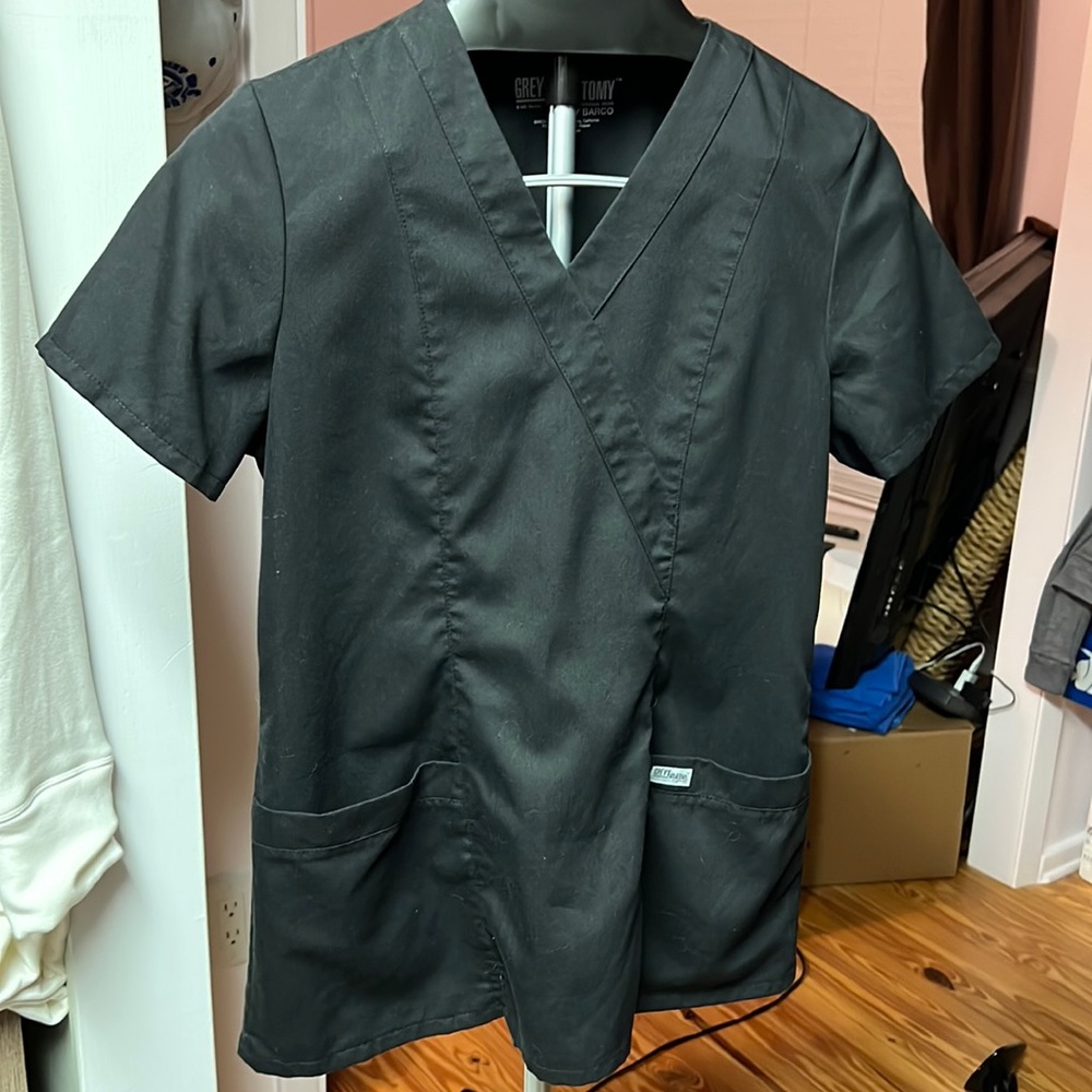 Grey’s Anatomy black scrub top
